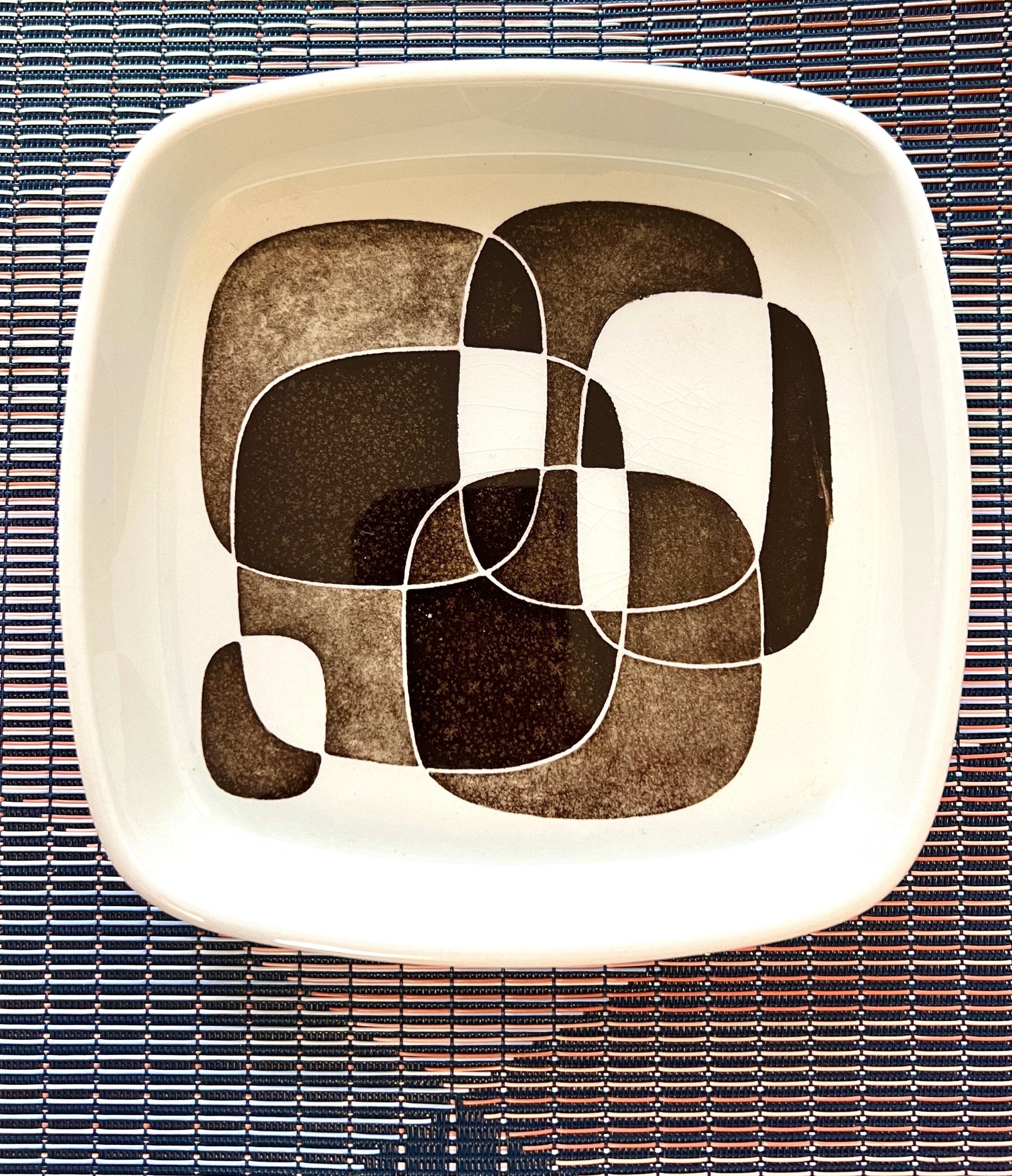 Royal Copenhagen Denmark MidCentury Modern Porcelain Dish; Fajance