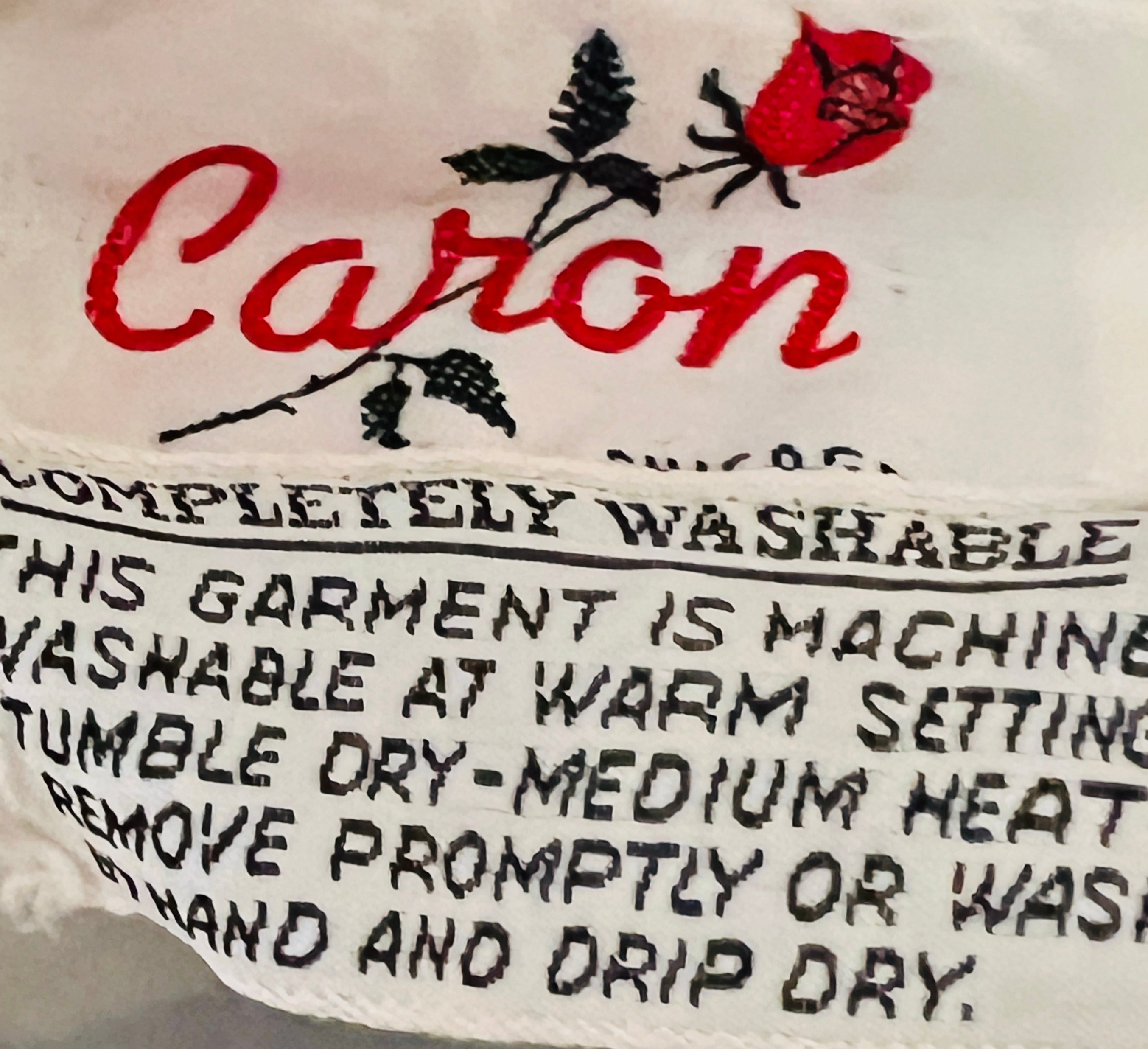 1970's Vintage Retro Caron (Chicago) Sleeveless V-Neck Dress