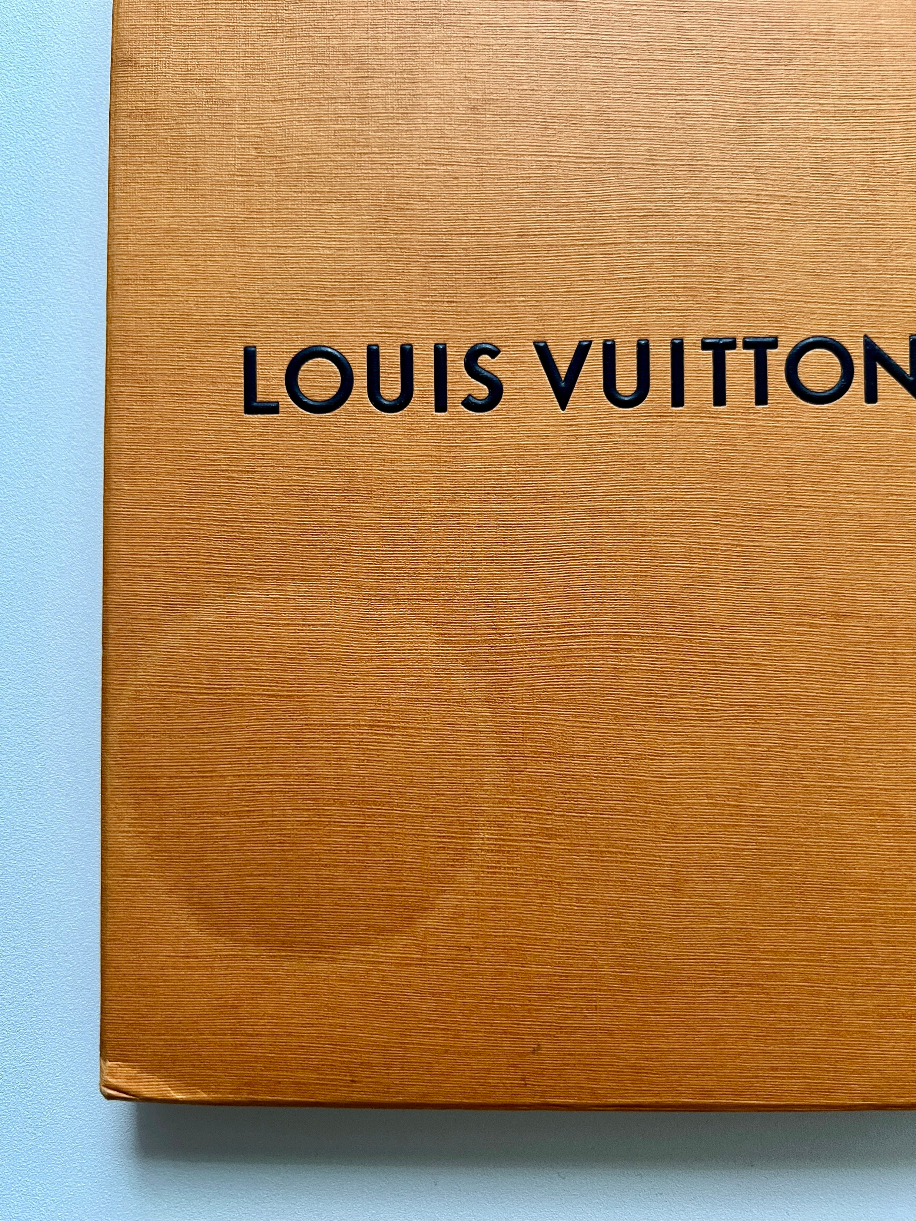 Louis Vuitton PARIS City Guide