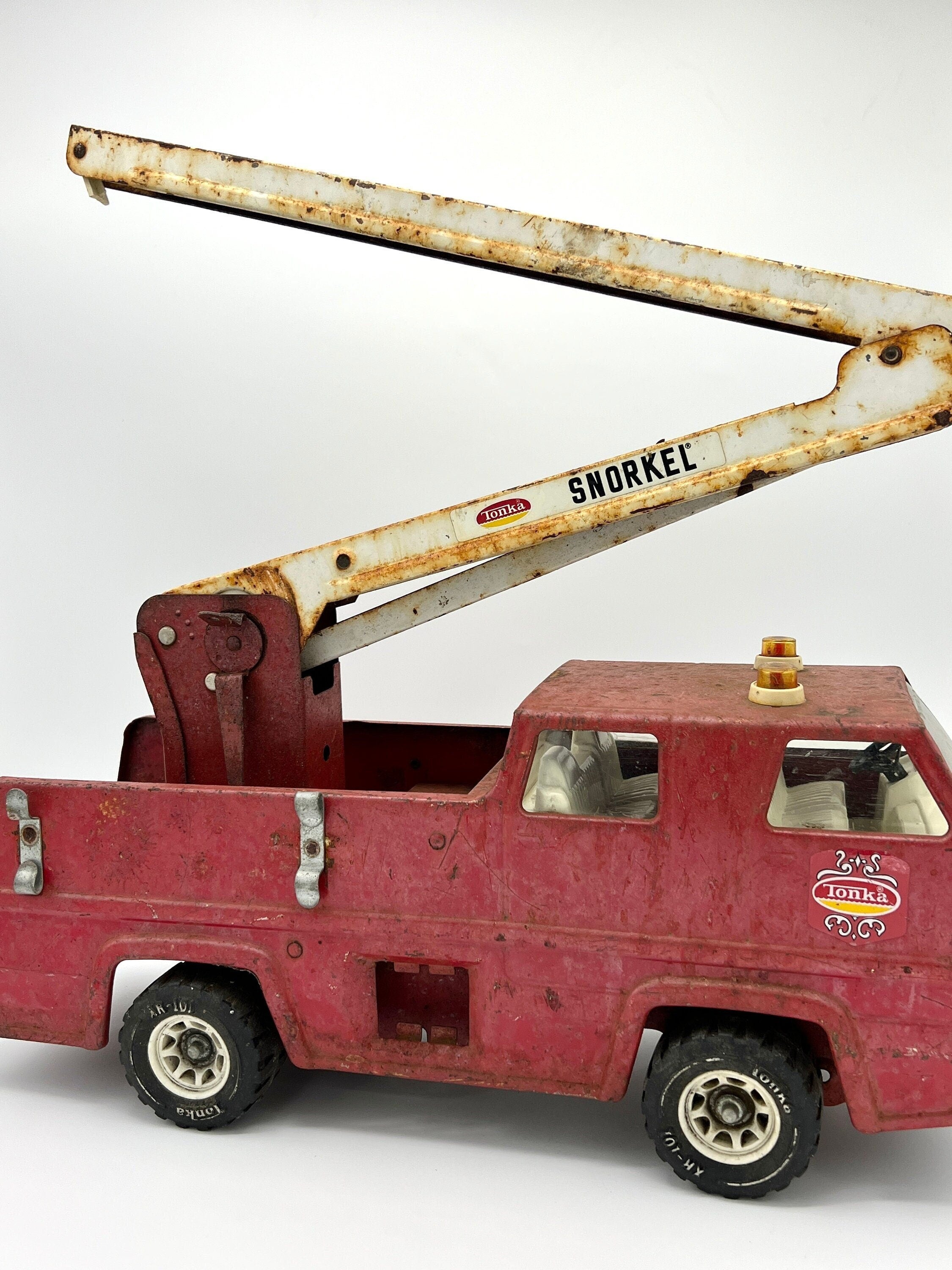 Vintage Rusty Red Tonka Snorkel Truck