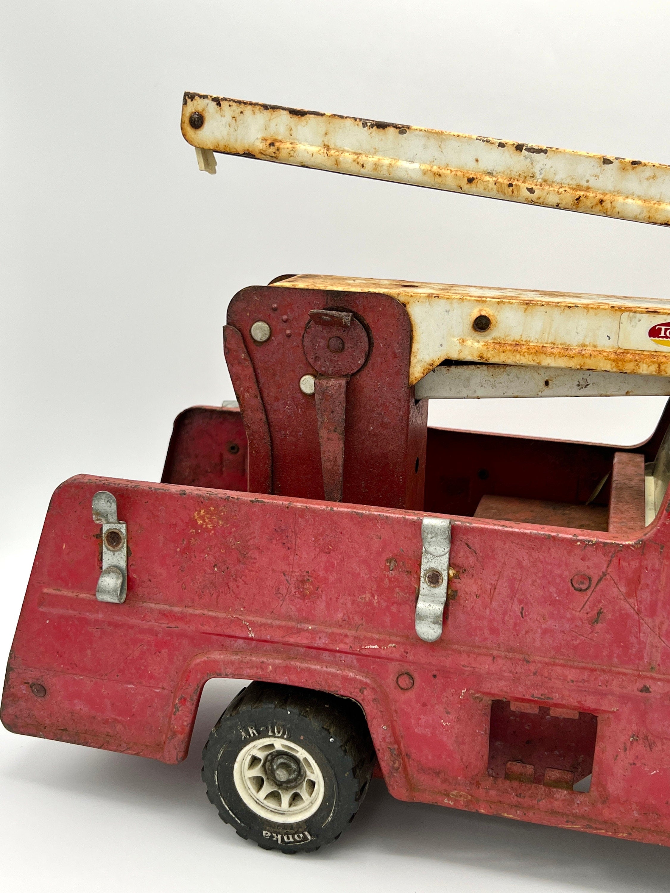 Vintage Rusty Red Tonka Snorkel Truck