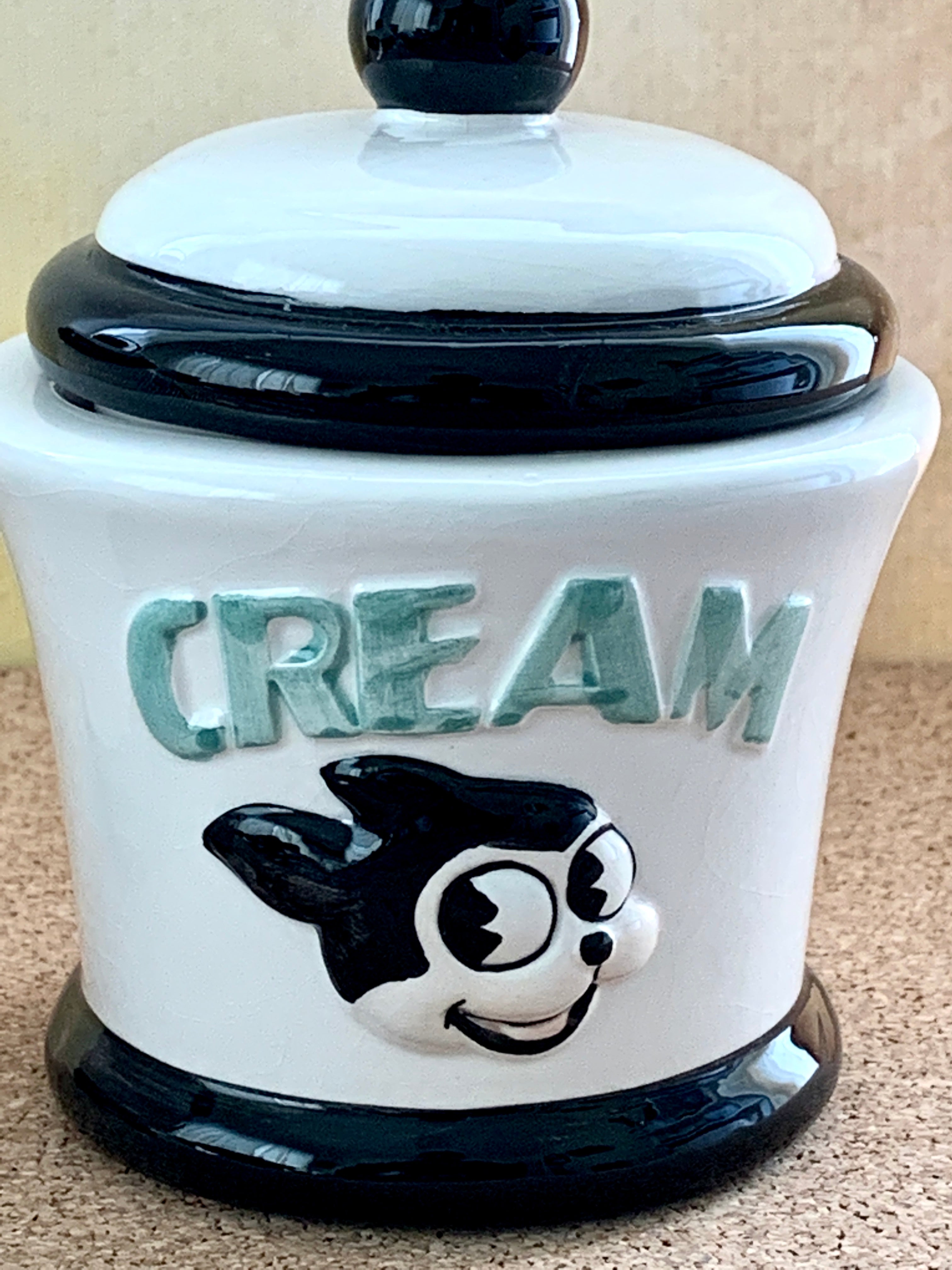 Vintage Vandor Betty Boop and Bimbo Cream & Sugar Set