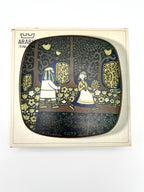 1977 Arabia's Annual Collectible Plate Artist Raija Uosikkinen