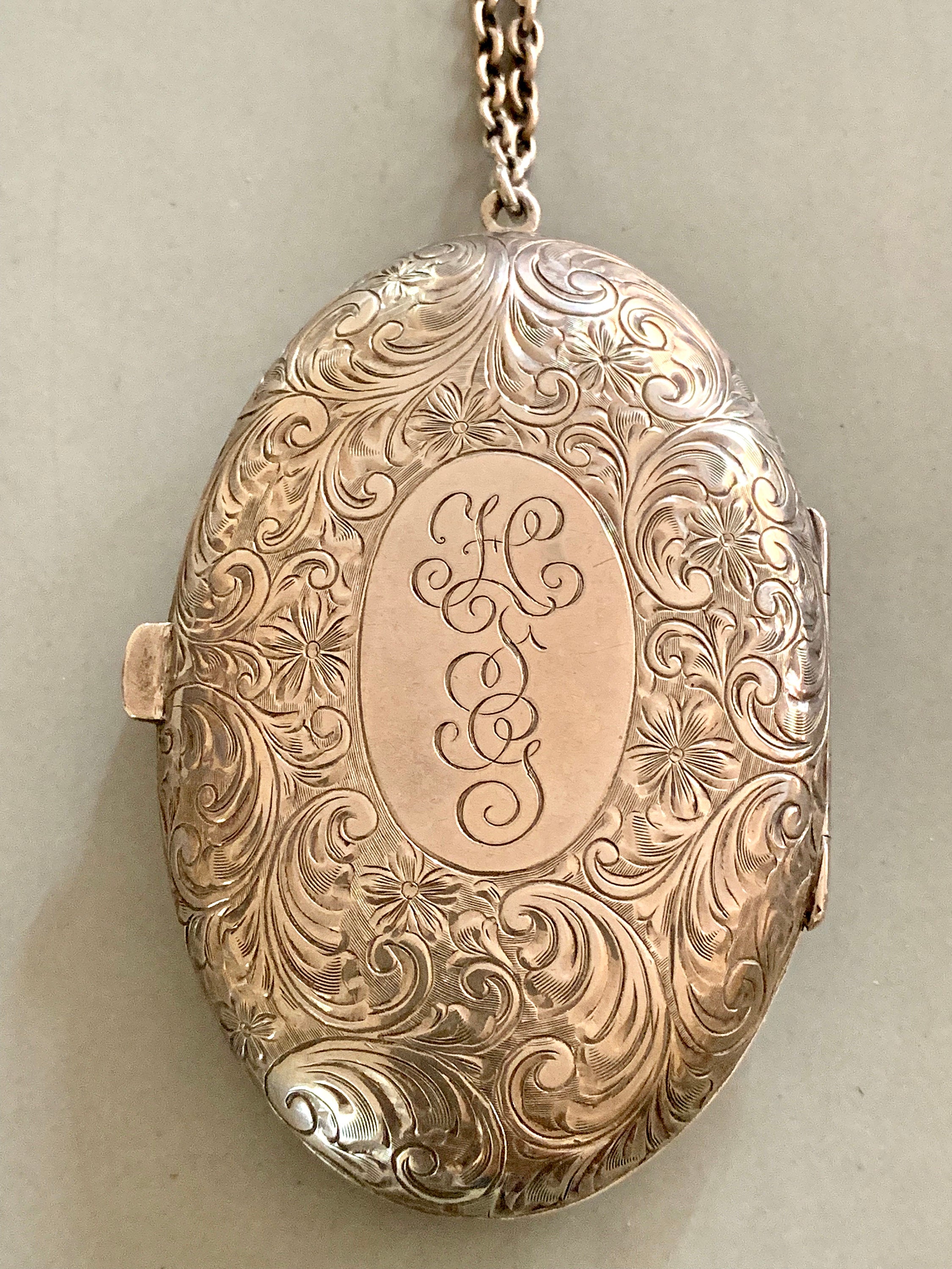 Antique Watrous MFG Co. 727 Engraved Sterling Silver Compact & Vintage Coin Purse Art Nouveau