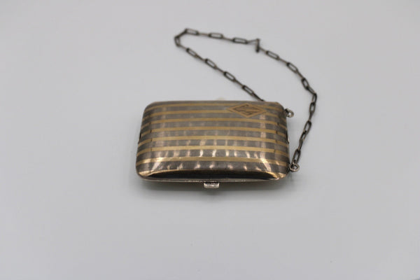 Lot 116 - A silver coin purse by E J Trevitt & Sons,
