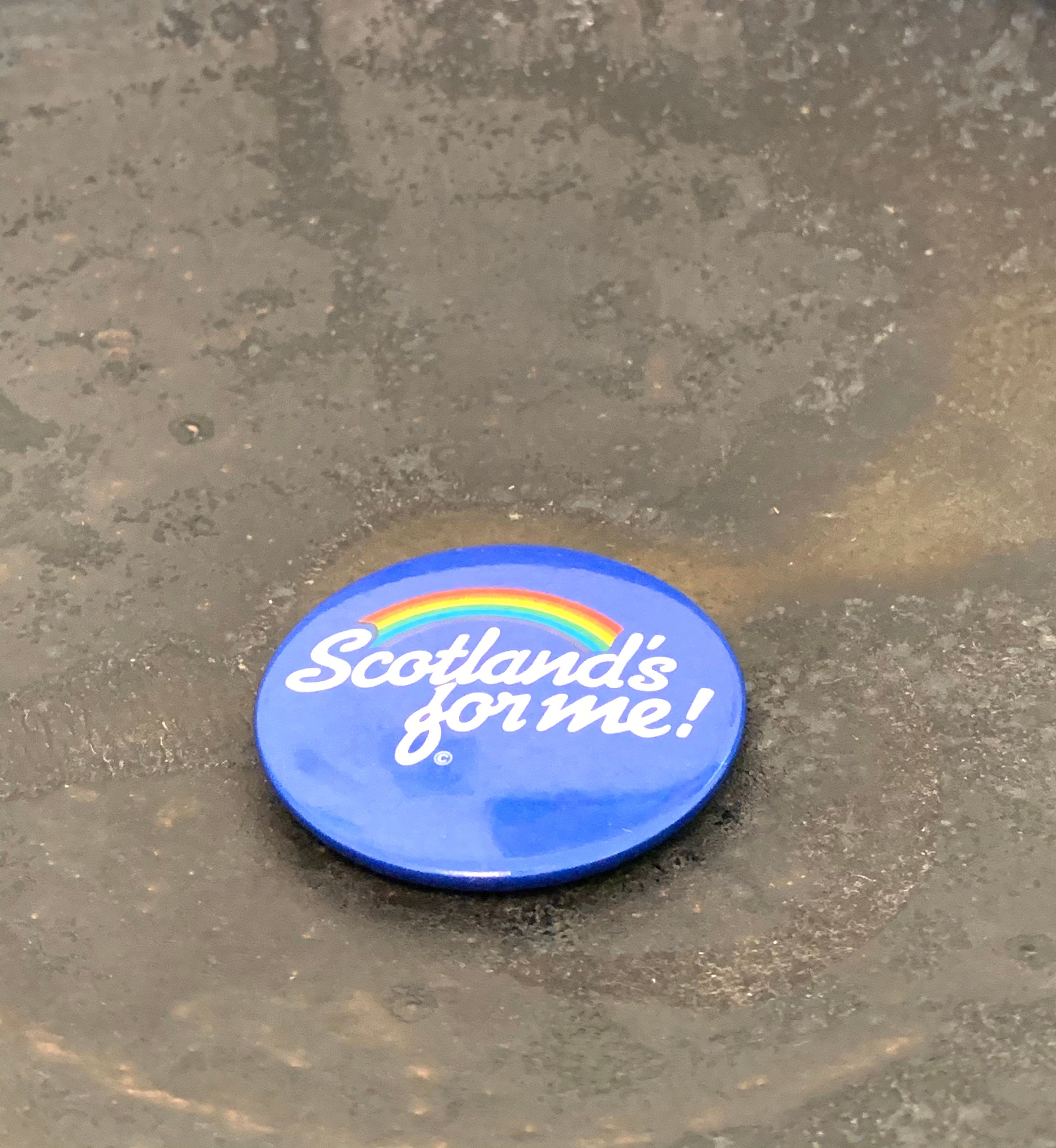 Scotland's For Me! Vintage Retro Pinback Button Scottish Blue Rainbow Accessories