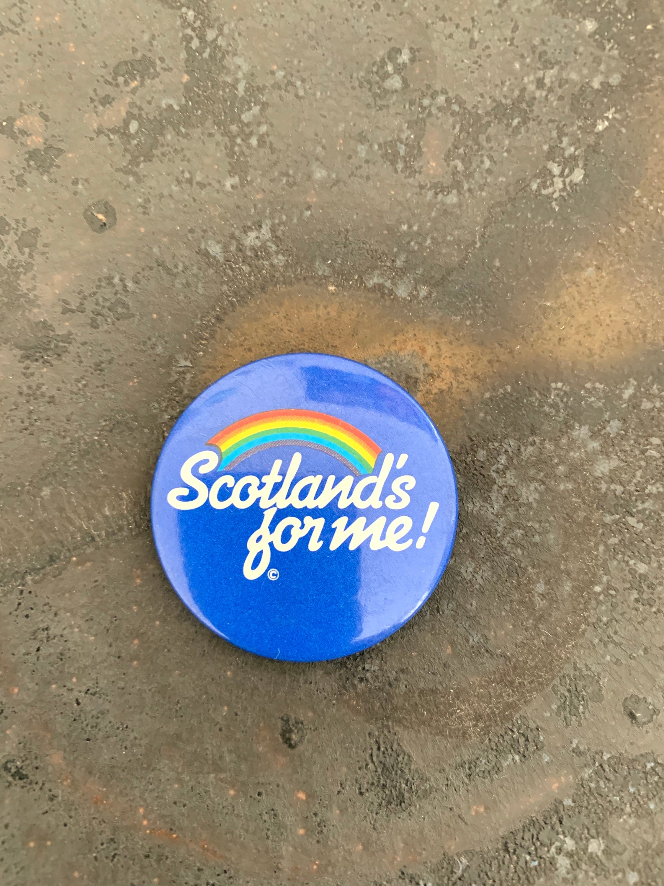 Scotland's For Me! Vintage Retro Pinback Button Scottish Blue Rainbow Accessories